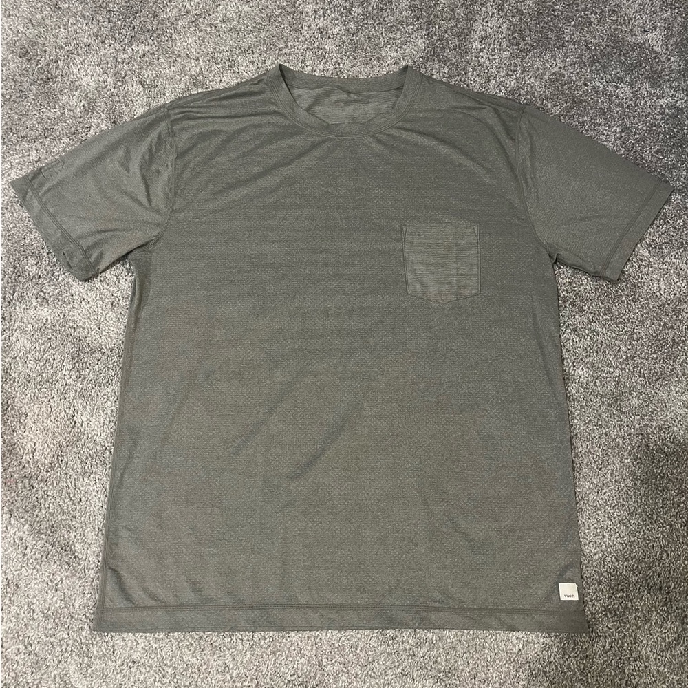 Vuori Men's Shirt